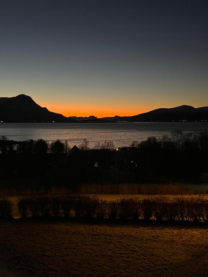 Liten Kjellerleilighet. Landlig Rolig Omrade. Tromso Ngoại thất bức ảnh